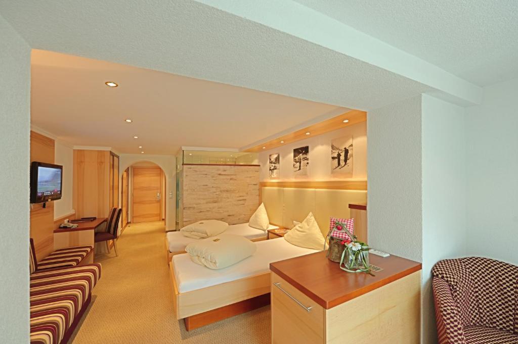 Hotel Arnika Ischgl Room photo